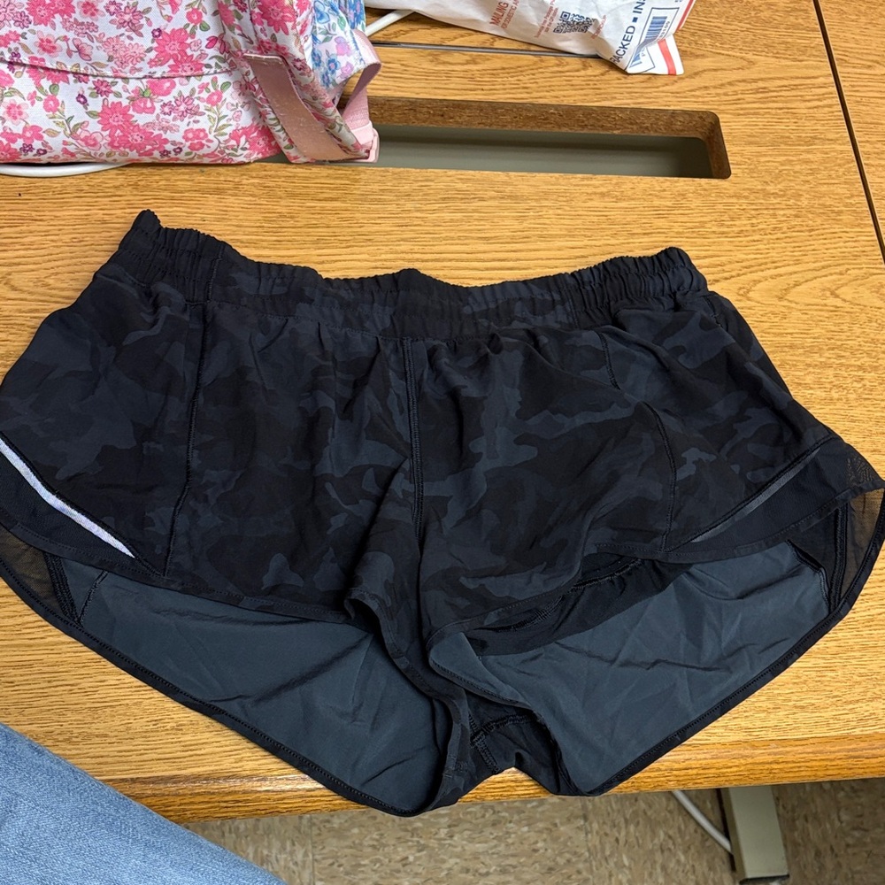 Lululemon hotty hot Black Camouflage Women's Shorts